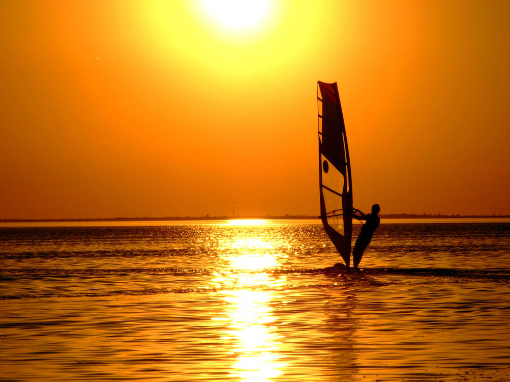 There are many fun athletic things to do in North Padre Island that don't require motorized vehicles. 